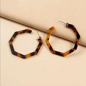Polygon Cuff Tortoise Shell Hoop Earrings